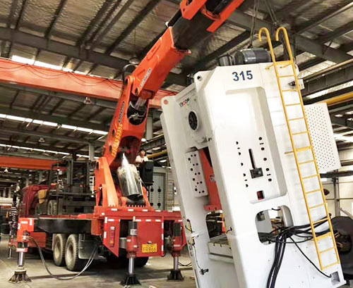 阜阳颍泉提升工作效率，选择优质折臂吊租赁服务