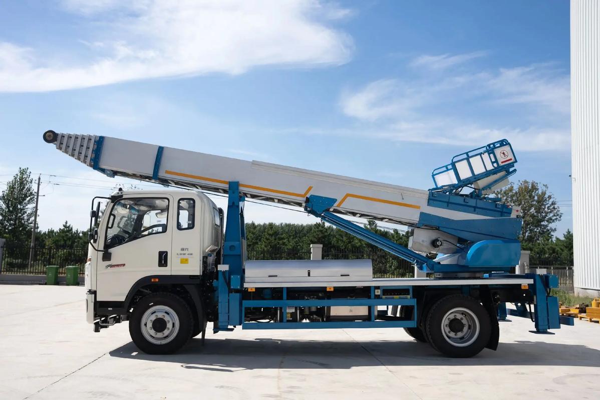 阜阳颍泉云梯上料车租赁费用