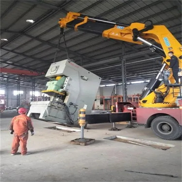 阜阳颍泉80吨折臂吊车出租附近电话